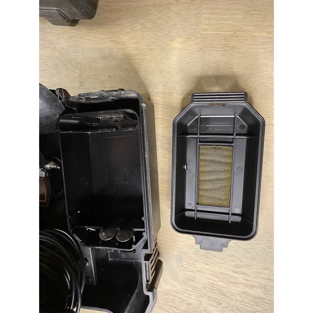 Humminbird‎ Wide 100 Portable Fish / Depth Finder & 455 Transducer w/ Case